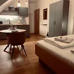 Geidorf Residenz - Serviced & Parking Apartament