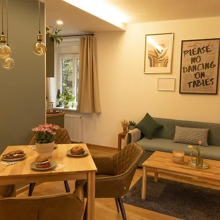 Geidorf Residenz - Serviced & Parking Graz